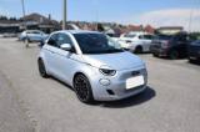 FIAT 500e usata, con Climatizzatore