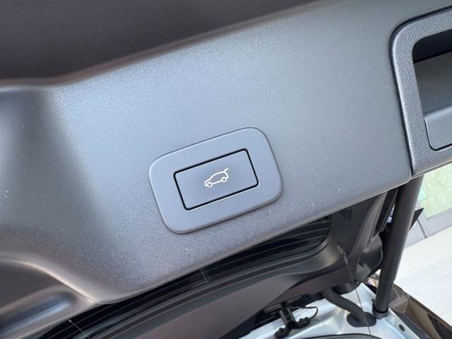 LAND ROVER Range Rover Evoque usata, con Regolazione elettrica sedili