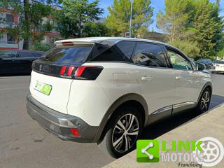 PEUGEOT 3008 usata, con Airbag