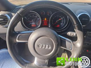AUDI TT usata, con Autoradio
