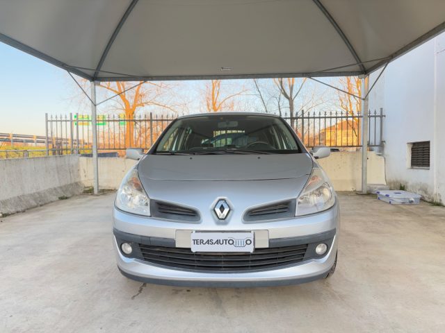 RENAULT Clio usata, con Airbag