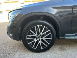 MERCEDES-BENZ GLC 300 usata 23