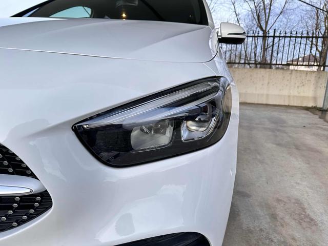MERCEDES-BENZ B 180 usata, con Specchietto retrovisore con funzione antiabbagliamento