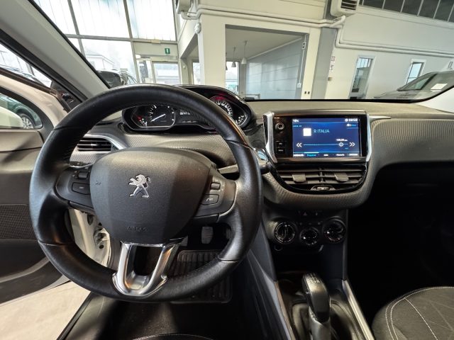 PEUGEOT 2008 usata, con Cruise Control