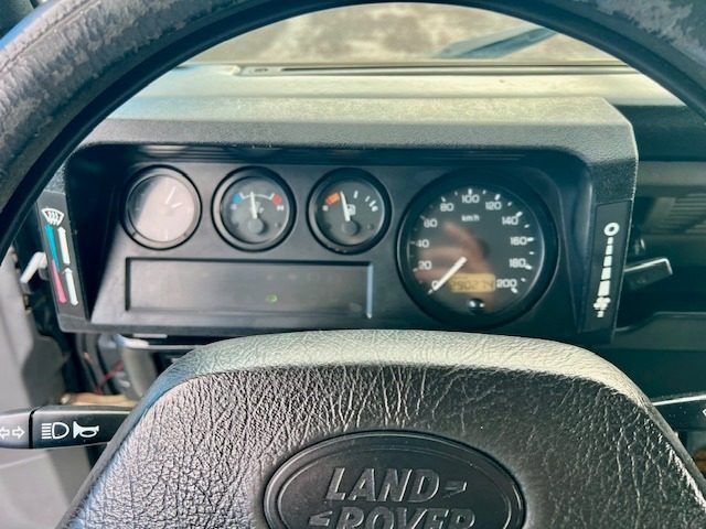 LAND ROVER Defender usata 13