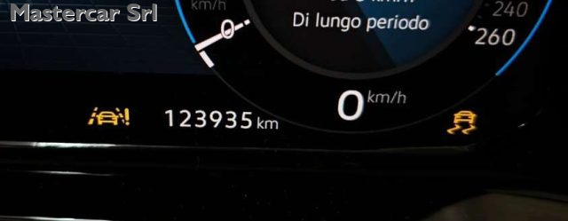 VOLKSWAGEN Golf Variant usata, con Controllo automatico clima