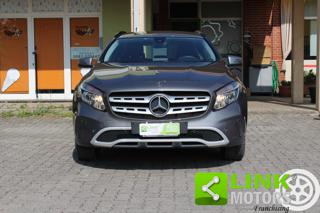 MERCEDES-BENZ GLA 180 usata, con Airbag