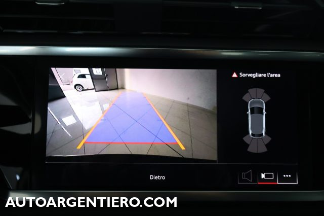 AUDI Q3 usata, con Park Distance Control