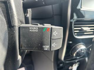 RENAULT Clio usata, con Volante in pelle