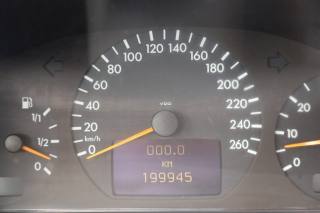 MERCEDES-BENZ CLK 200 usata, con Airbag posteriore