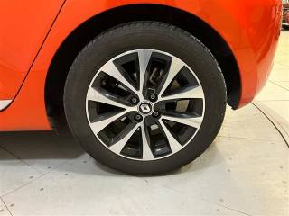 RENAULT Clio usata, con Controllo automatico clima