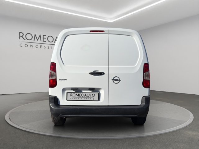OPEL Combo usata, con Alzacristalli elettrici