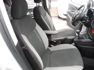 FIAT Doblo usata, con Sensori di parcheggio posteriori