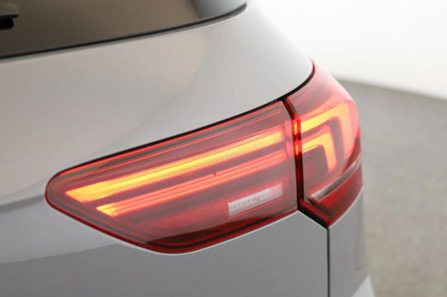 VOLKSWAGEN Golf GTI usata, con Park Distance Control