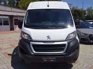 PEUGEOT Boxer usata, con Airbag