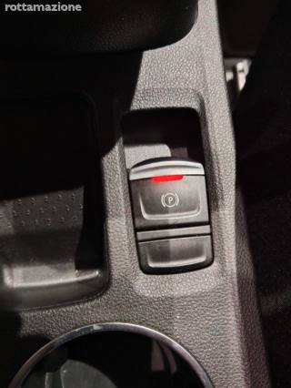 RENAULT Captur usata, con Volante in pelle