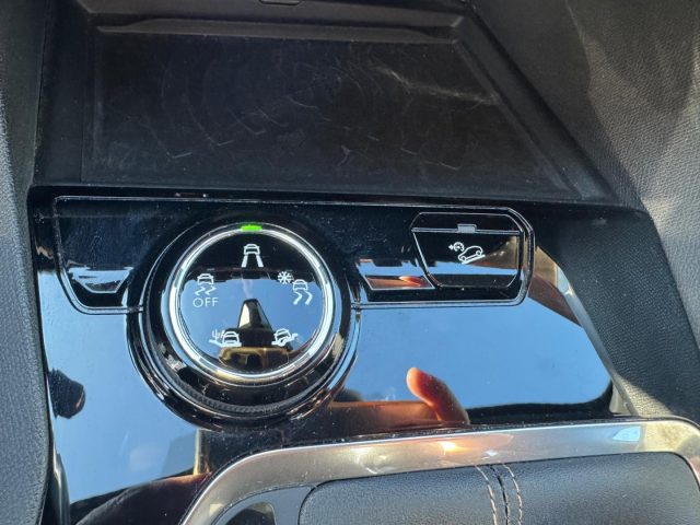 PEUGEOT 3008 usata, con Cruise Control