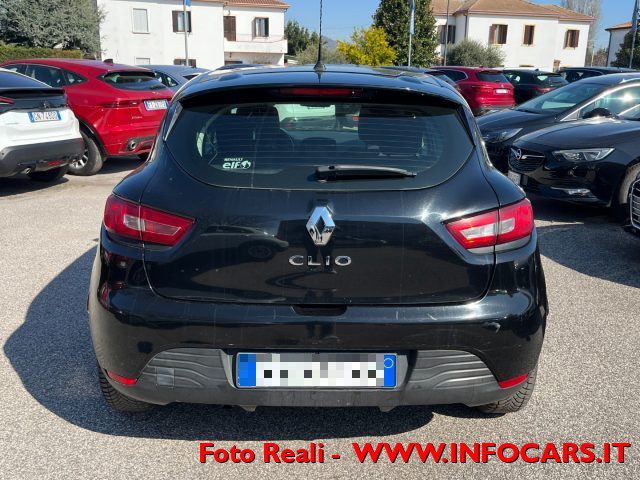 RENAULT Clio usata, con Controllo trazione