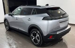 PEUGEOT 2008 usata, con Airbag