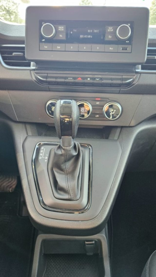 NISSAN Townstar usata, con Sensori di parcheggio posteriori