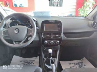 RENAULT Clio usata, con Alzacristalli elettrici