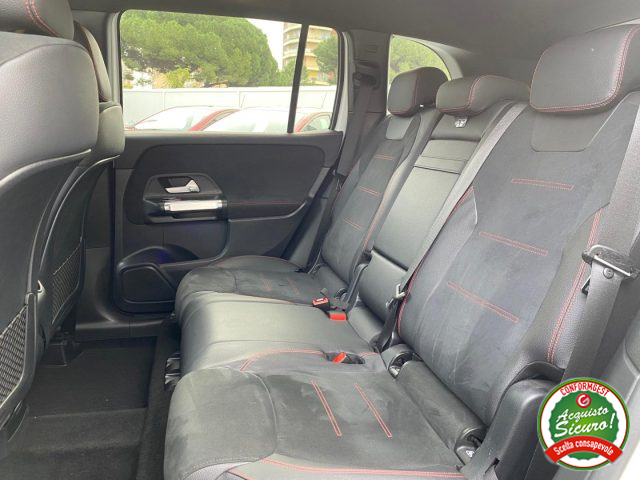 MERCEDES-BENZ GLB 200 usata, con Vetri oscurati