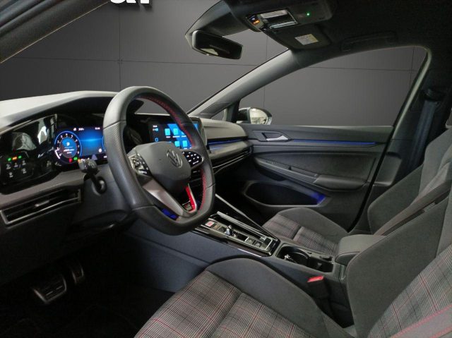 VOLKSWAGEN Golf usata, con Controllo trazione
