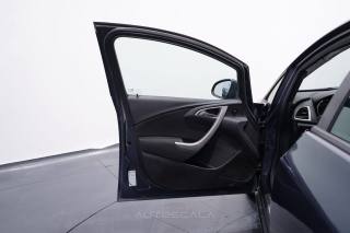 OPEL Astra usata, con Controllo trazione