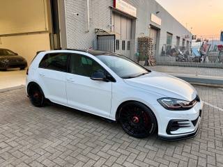 VOLKSWAGEN Golf GTI usata, con Autoradio