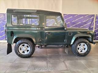 LAND ROVER Defender usata 7