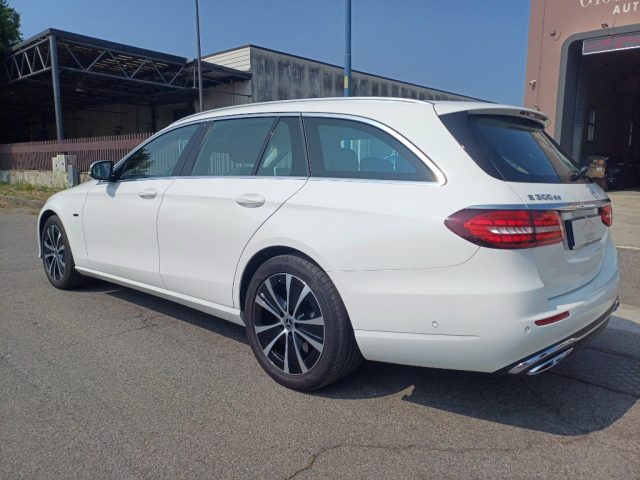 MERCEDES-BENZ E 300 usata, con Airbag Passeggero