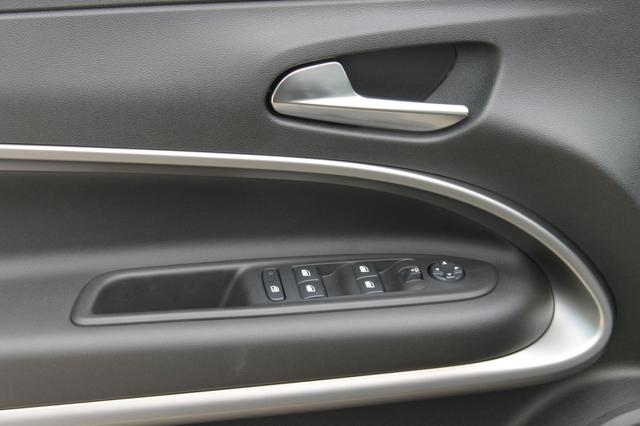 JEEP Avenger usata, con Park Distance Control