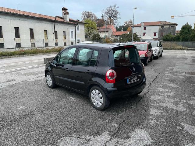 RENAULT Modus usata, con Autoradio