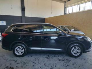 MITSUBISHI Outlander usata, con Boardcomputer