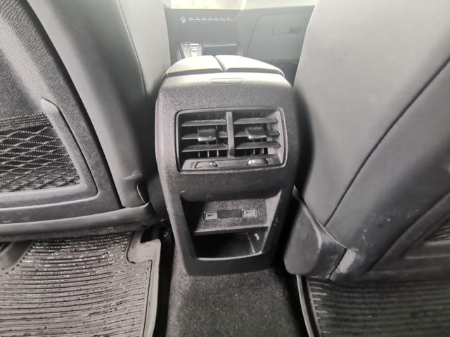 PEUGEOT 308 usata, con Sensori di parcheggio anteriori