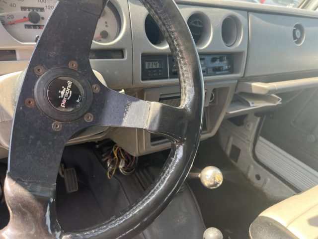 SUZUKI Samurai usata 13