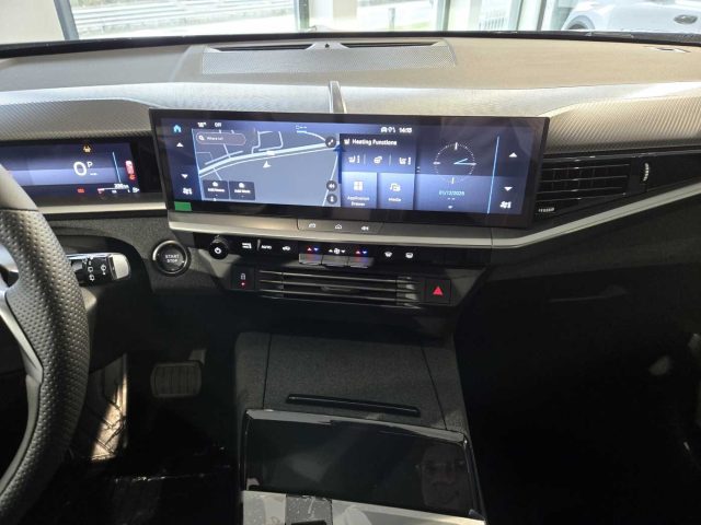 OPEL Grandland usata, con Regolazione elettrica sedili