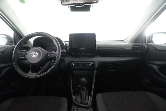 TOYOTA Yaris usata 4