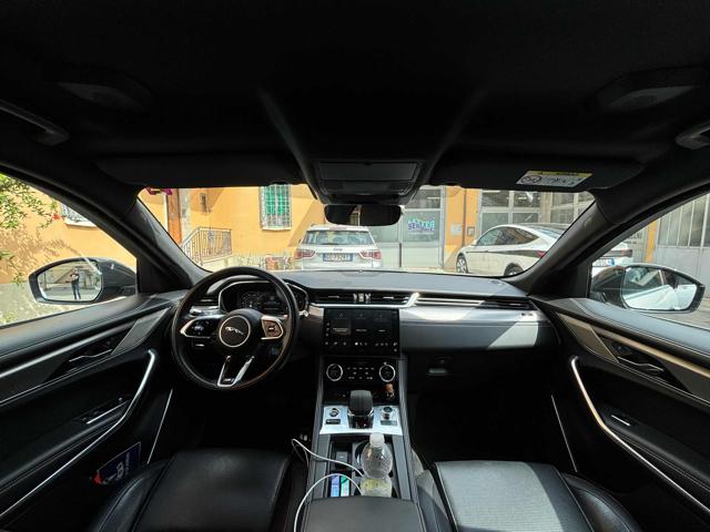 JAGUAR F-Pace usata, con Cronologia tagliandi