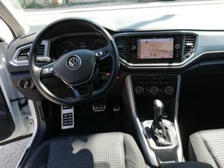 VOLKSWAGEN T-Roc usata, con Autoradio