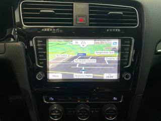 VOLKSWAGEN Golf usata, con Controllo trazione