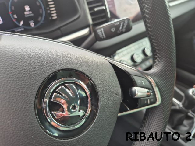 SKODA Karoq usata, con Fendinebbia