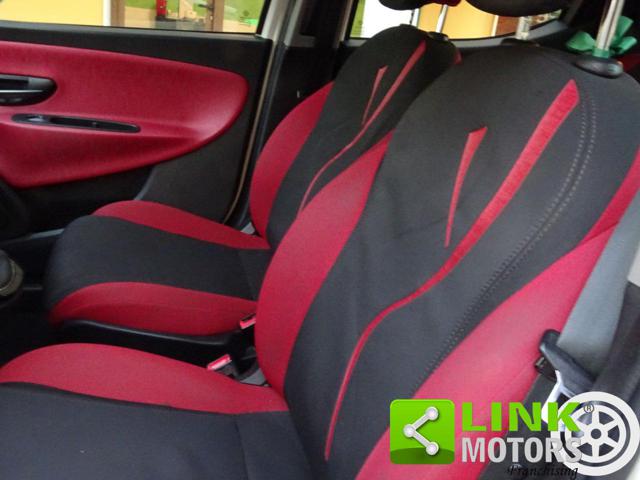 LANCIA Ypsilon usata, con Sedile posteriore sdoppiato