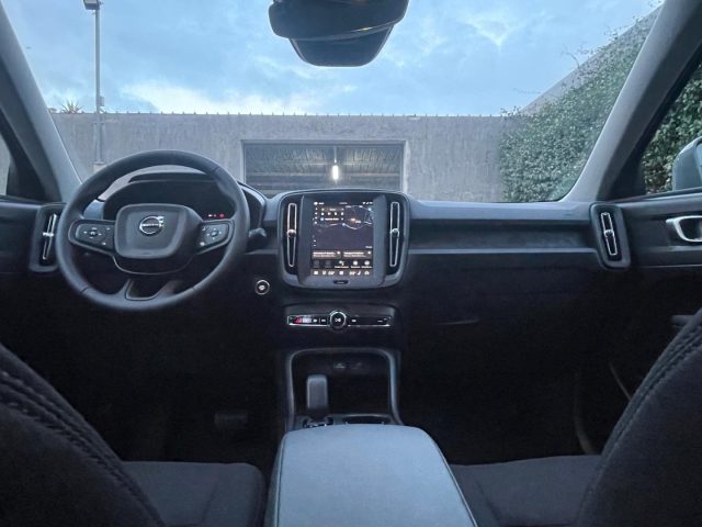 VOLVO XC40 usata, con Autoradio digitale