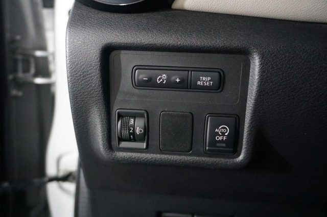 NISSAN Micra usata, con Luci diurne LED
