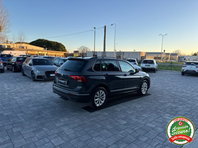 VOLKSWAGEN Tiguan usata, con Controllo automatico clima