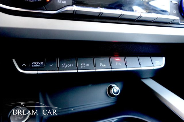 AUDI A4 usata, con Park Distance Control