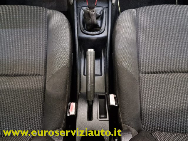 PEUGEOT 207 usata, con MP3