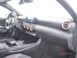 MERCEDES-BENZ CLA usata 11