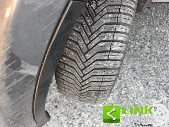 TOYOTA RAV 4 usata, con Specchietti laterali elettrici